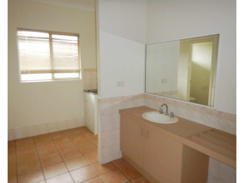 7/33 Konkerberry Drive, Kununurra WA 6743