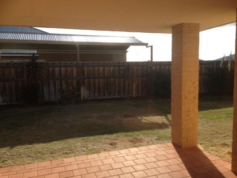 19 Addingham Drive, Ellenbrook WA 6069