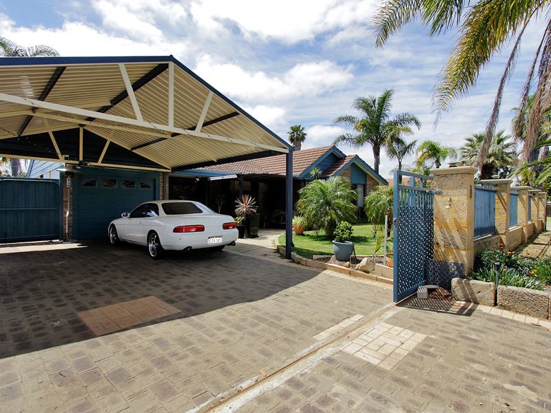 8 Gibson Way, Beechboro WA 6063
