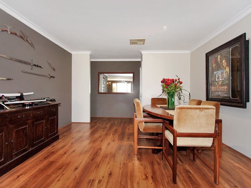 8 Gibson Way, Beechboro WA 6063