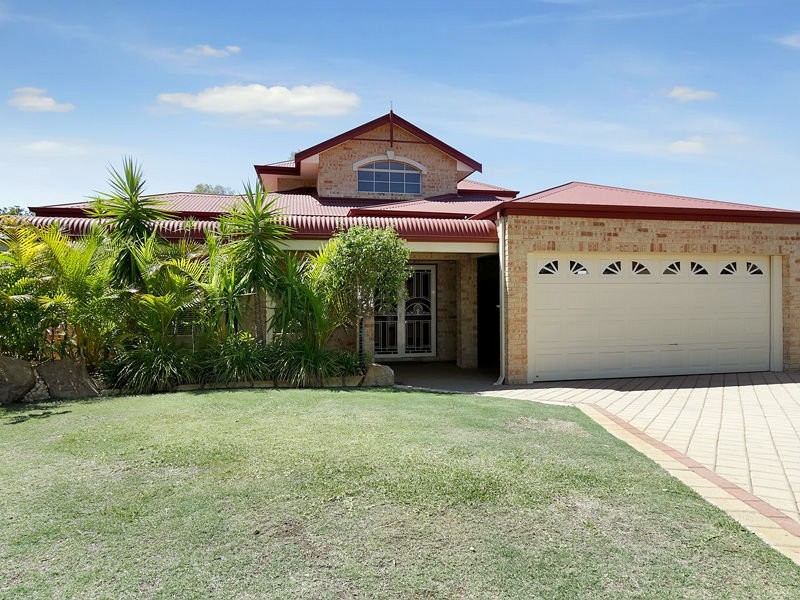 4 Whistler Court, Ellenbrook WA 6069