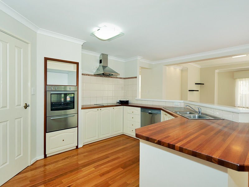 4 Whistler Court, Ellenbrook WA 6069