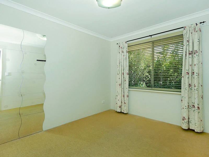 4 Whistler Court, Ellenbrook WA 6069