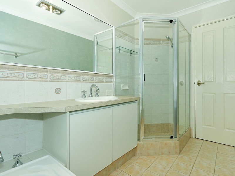 4 Whistler Court, Ellenbrook WA 6069