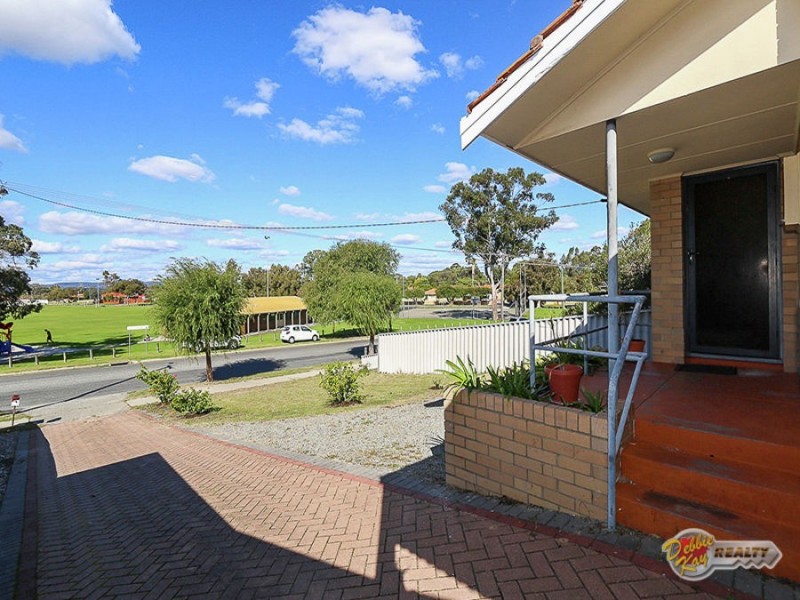 33b Sturtridge Road, Lockridge WA 6054