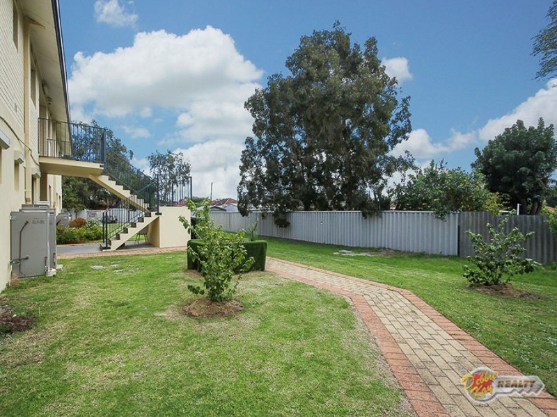 1/45 Bradley Way, Lockridge WA 6054