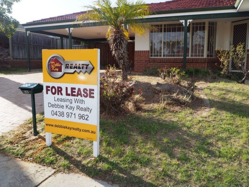 43 Woodlake Bvd, Ellenbrook WA 6069