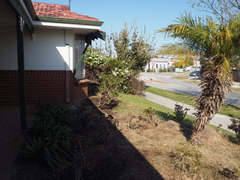 43 Woodlake Bvd, Ellenbrook WA 6069