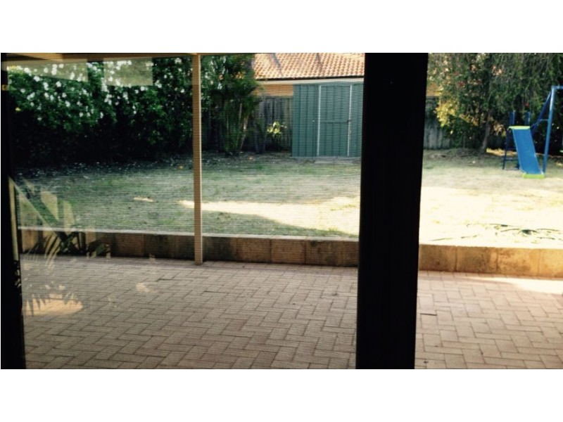 43 Woodlake Bvd, Ellenbrook WA 6069