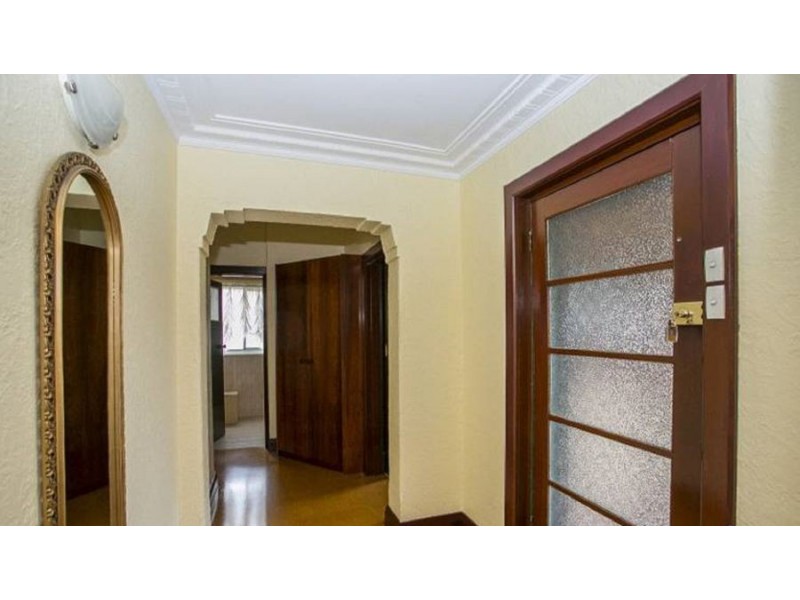 3 Cunningham Terrace, Daglish WA 6008