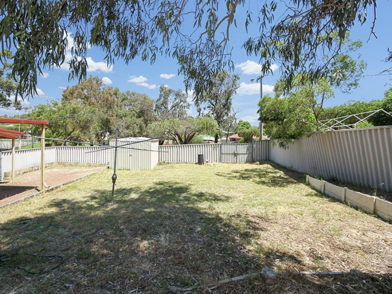 21a Lupton Way, Lockridge WA 6054