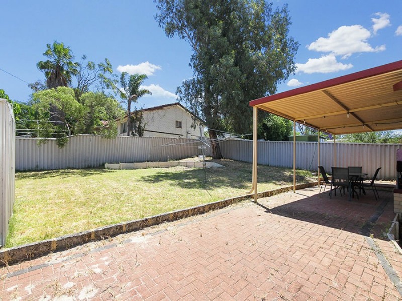 21a Lupton Way, Lockridge WA 6054