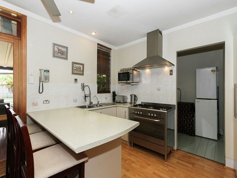 8 Scanlon  Way, Lockridge WA 6054