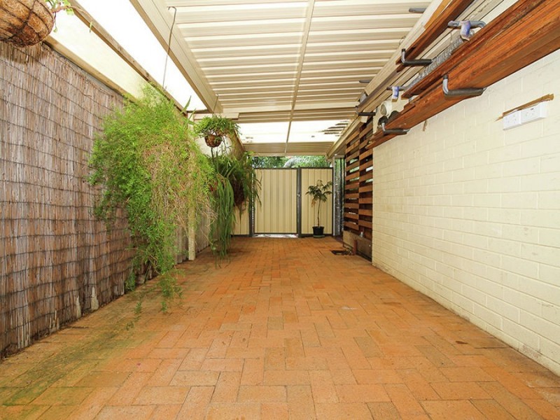 8 Scanlon  Way, Lockridge WA 6054