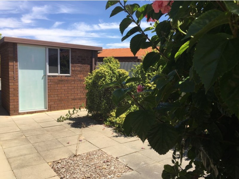 4/60 Ivanhoe Street, Bassendean WA 6054