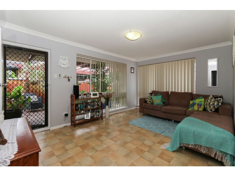 21 Weddall Road, Lockridge WA 6054