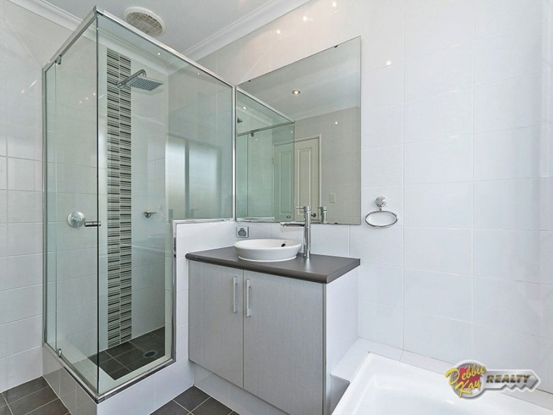 16 Cyandra Loop, Banksia Grove WA 6031