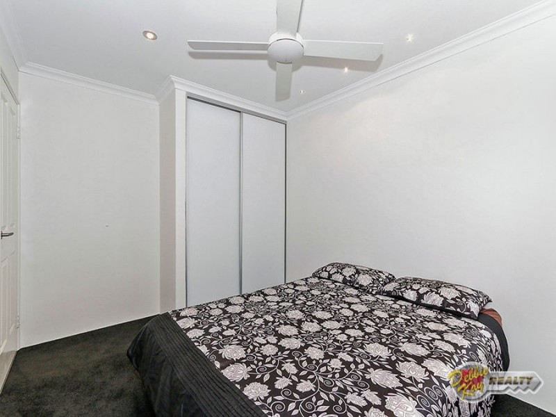 16 Cyandra Loop, Banksia Grove WA 6031