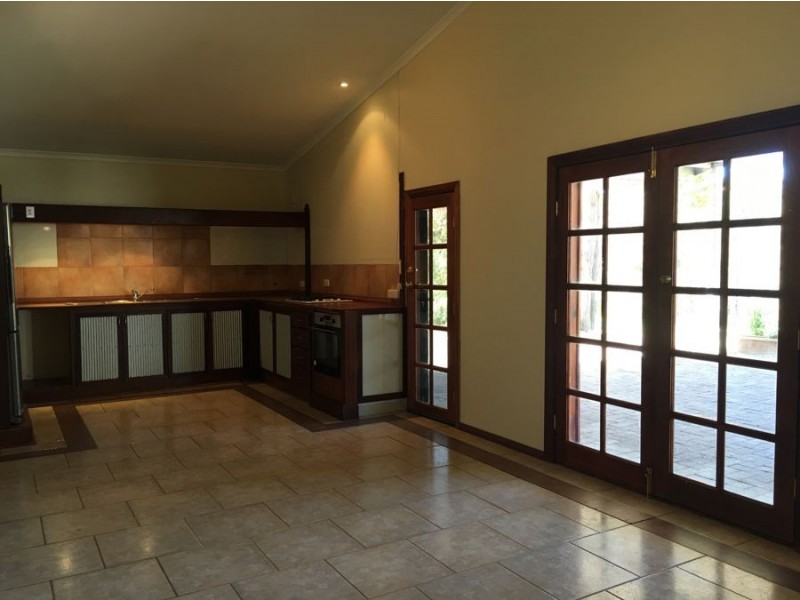 295 Hill Road, Parkerville WA 6081