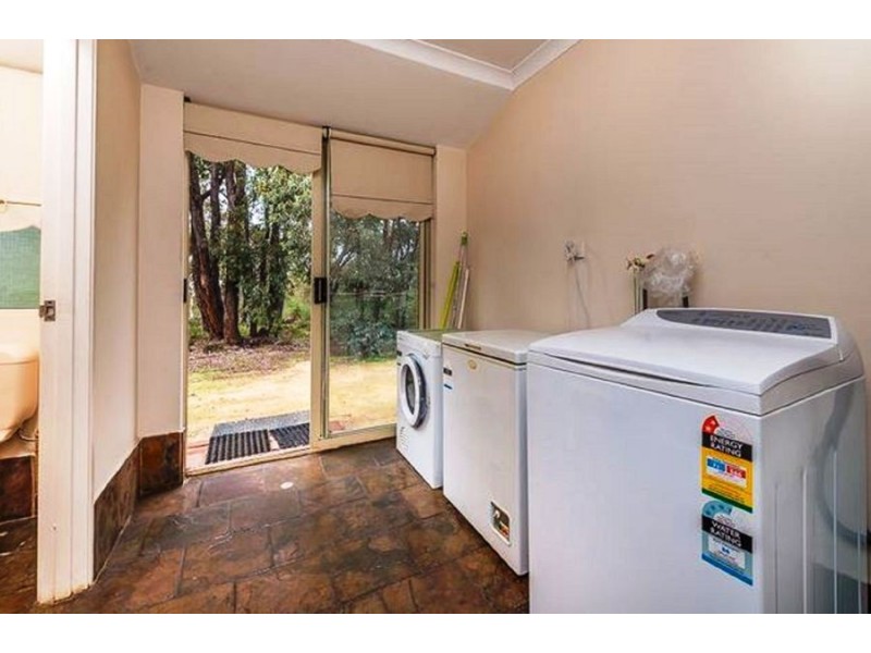 41 Robin Grove, Bindoon WA 6502