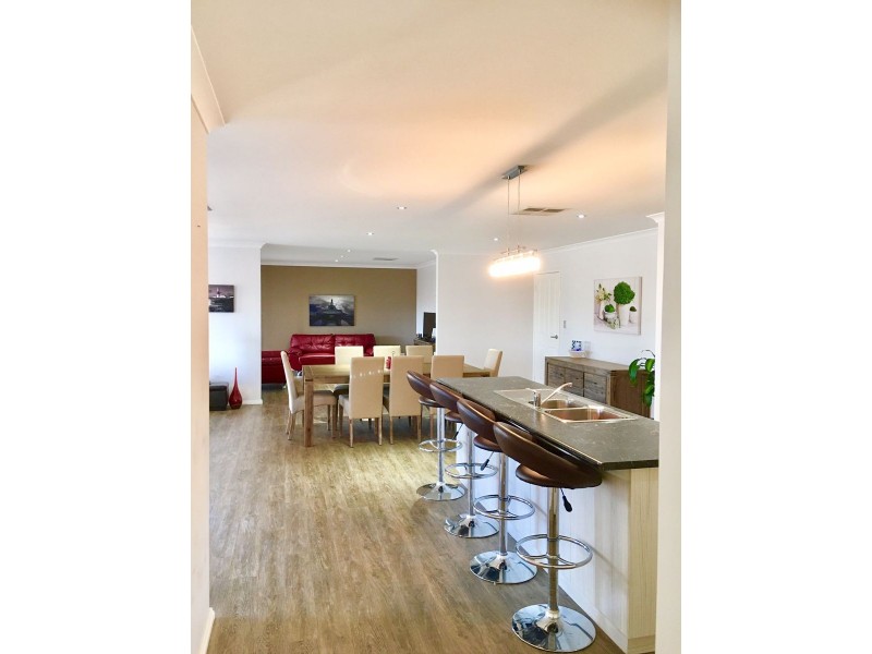 28 Fraser Close, Muchea WA 6501