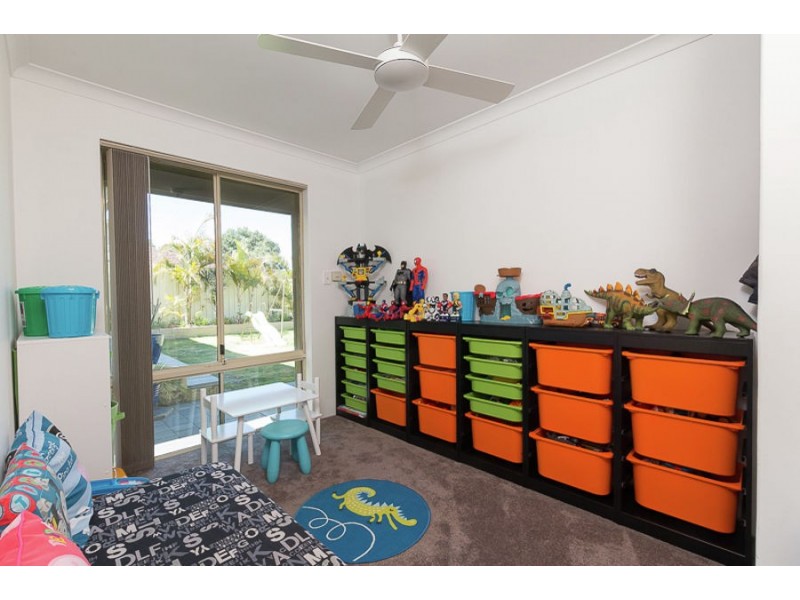 5 Chantry Place, Kiara WA 6054