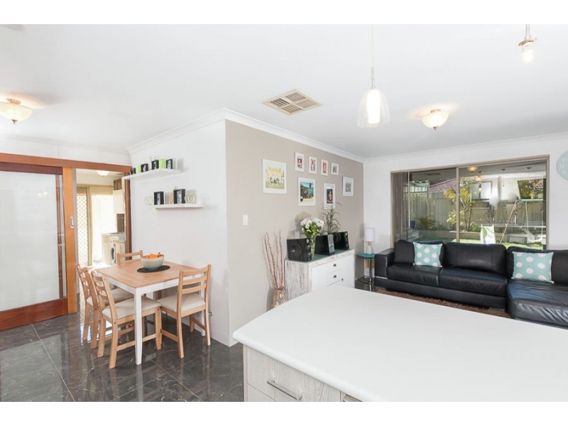 5 Chantry Place, Kiara WA 6054