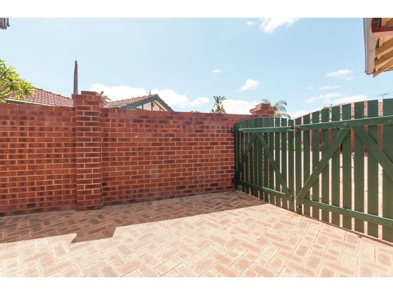 3/10-12 Ivanhoe Street, Bassendean WA 6054