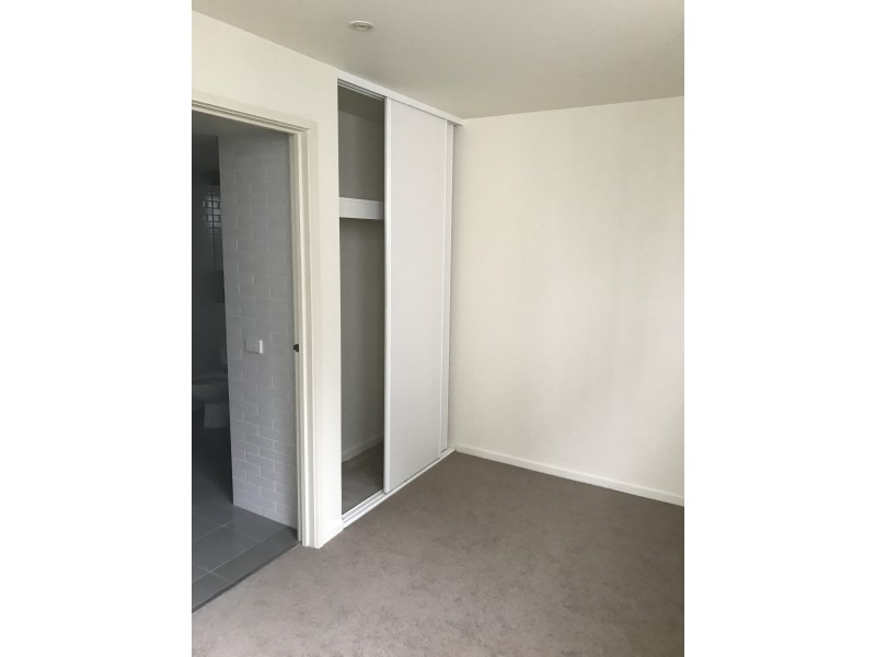 2308/22-40 Wills Street, Melbourne VIC 3000