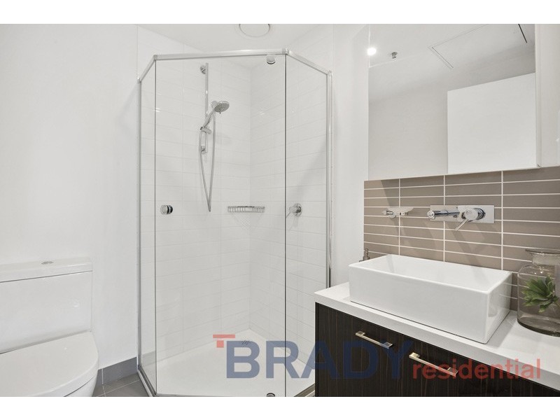 1506/8 Sutherland street, Melbourne VIC 3000