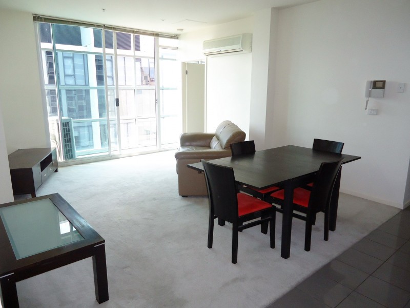 2206/25-33 Wills Street, Melbourne VIC 3000