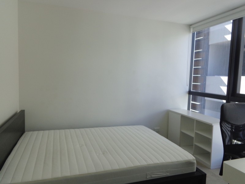 2406/5 Sutherland Street, Melbourne VIC 3000