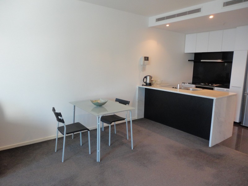 605/22-40 Wills Street, Melbourne VIC 3000