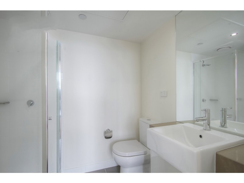 2003/8 Exploration Lane, Melbourne VIC 3000