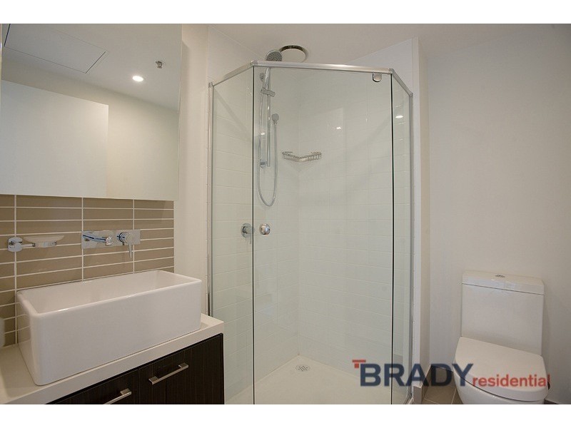 3801/8 Sutherland Street, Melbourne VIC 3000