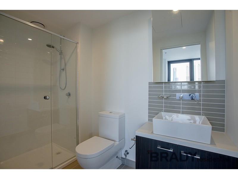 2302/8 Sutherland Street, Melbourne VIC 3000