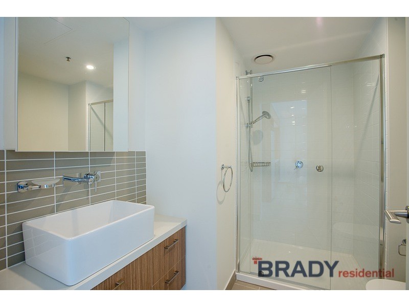 706/8 Sutherland Street, Melbourne VIC 3000