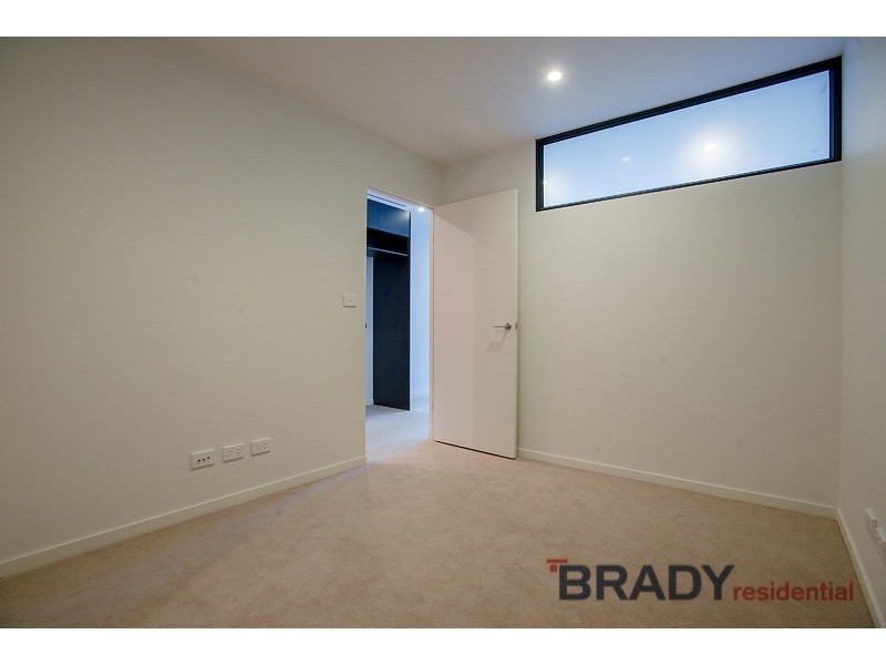 402/5 Sutherland Street, Melbourne VIC 3000