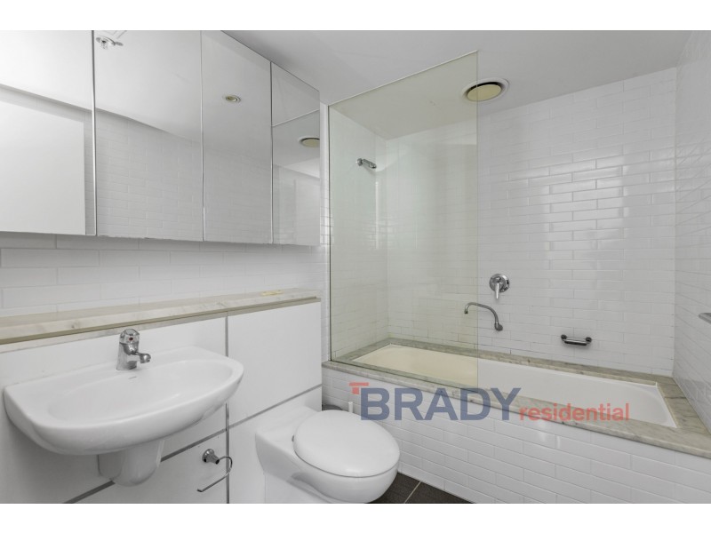 1607/22-40 Wills Street, Melbourne VIC 3000