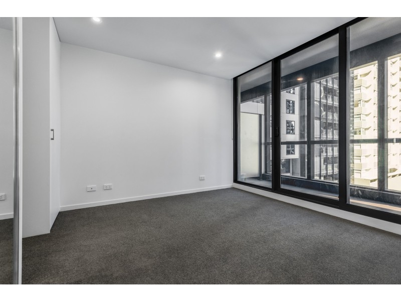 806/8 Sutherland Street, Melbourne VIC 3000