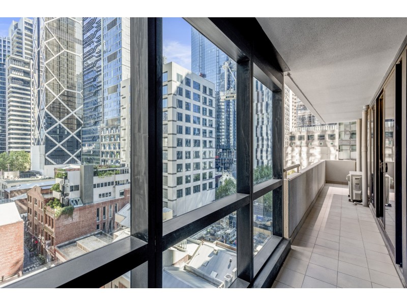 806/8 Sutherland Street, Melbourne VIC 3000