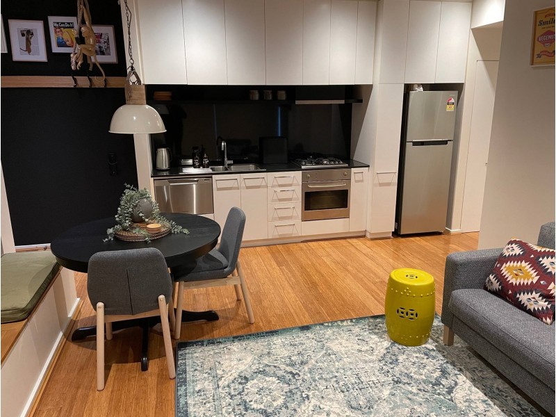 111/25-33 Wills Street, Melbourne VIC 3000