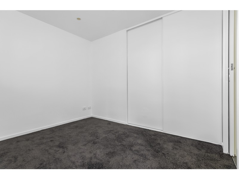 2204/22-40 Wills Street, Melbourne VIC 3000