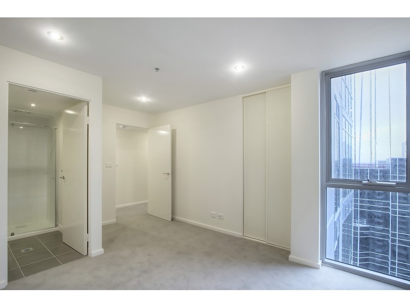 1806/8 Exploration Lane, Melbourne VIC 3000