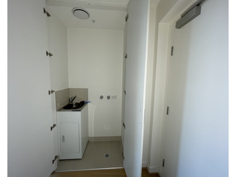 2102/36 LaTrobe Street, Melbourne VIC 3000