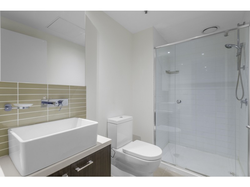 3006/8 Sutherland Street, Melbourne VIC 3000