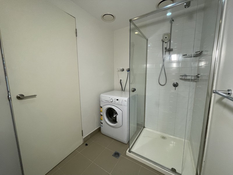 2102/5 Sutherland Street, Melbourne VIC 3000