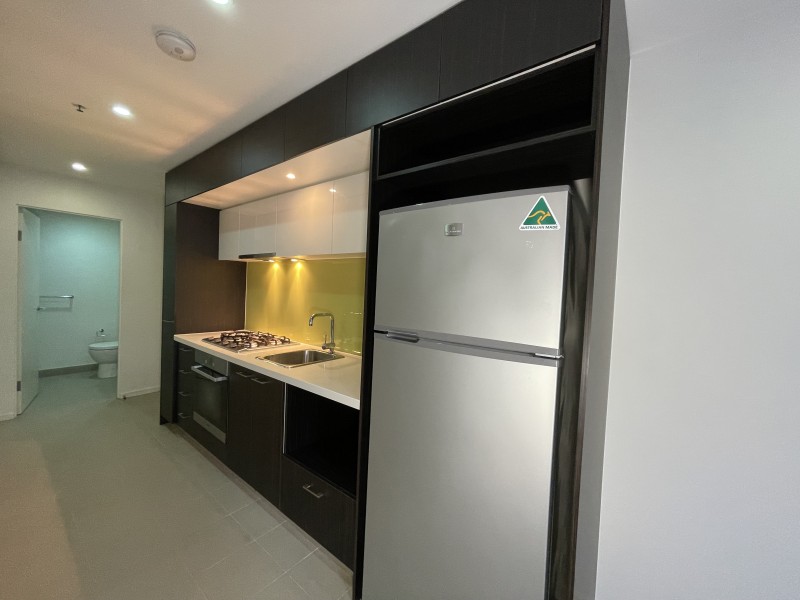 1102/5 Sutherland Street, Melbourne VIC 3000