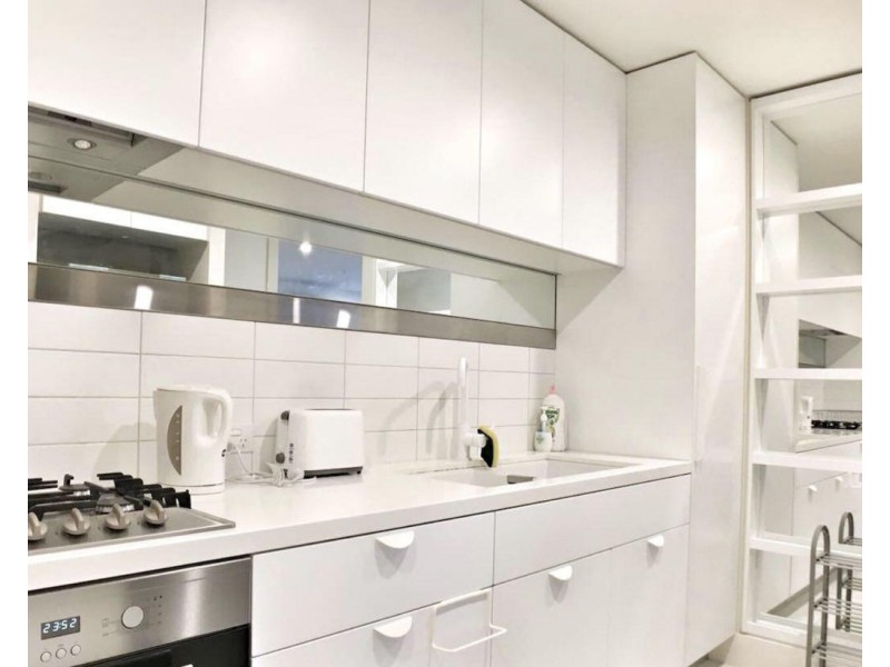 2807/500 Elizabeth Street, Melbourne VIC 3000