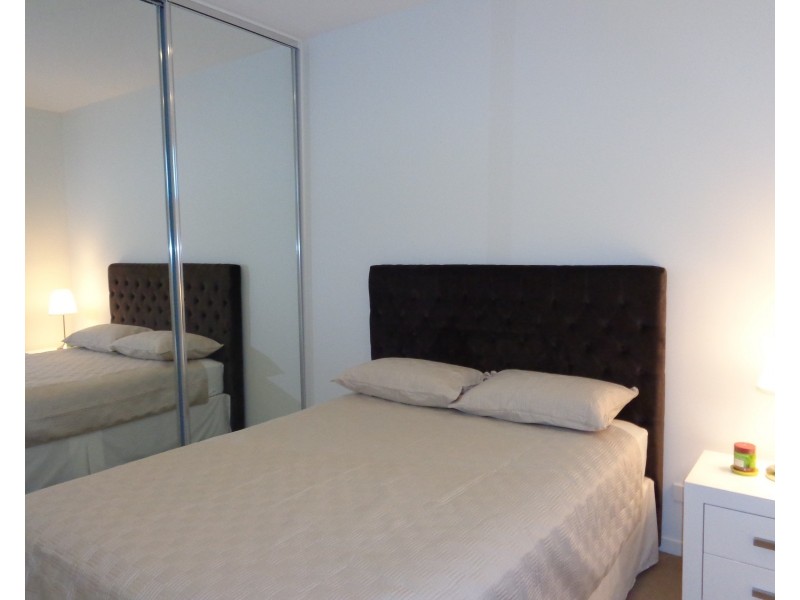 3607/5 Sutherland Street, Melbourne VIC 3000